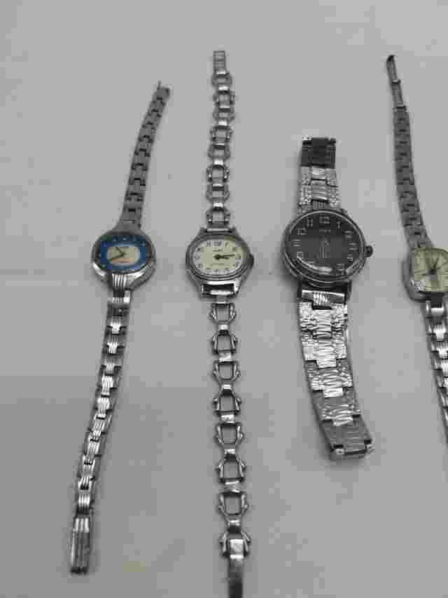 lot 4 pcs women watches USSR Belarus Zaria non-working