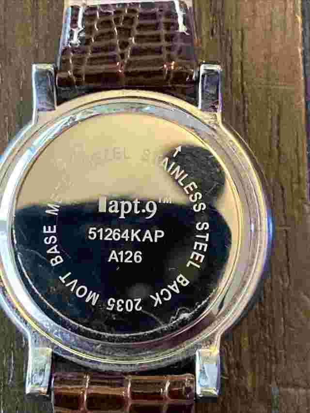 apt 9 watch woman’s running new battery nice as is
