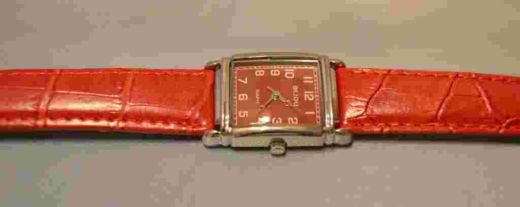 BIJOU WATCH w RED LEATHER BAND & ORIGINAL POUCH MIP Quartz
