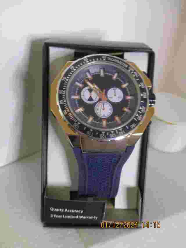 AMERICAN EXCHANGE , WRISTWATCH, JAPAN MOVEMENT, QUARTZ ACCURACY, NEW IN BOX