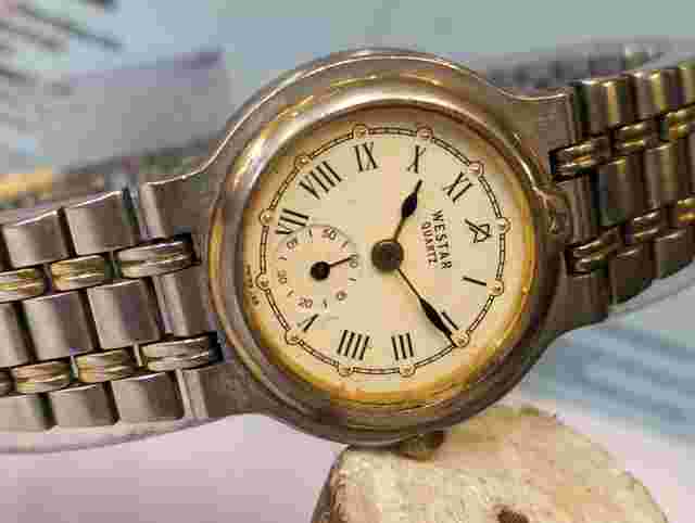 WESTAR SUB-SECOND QUARTZ CREAM DIAL 2600LCB SWISS WOMEN'S FULL WORKING ALL ORG.