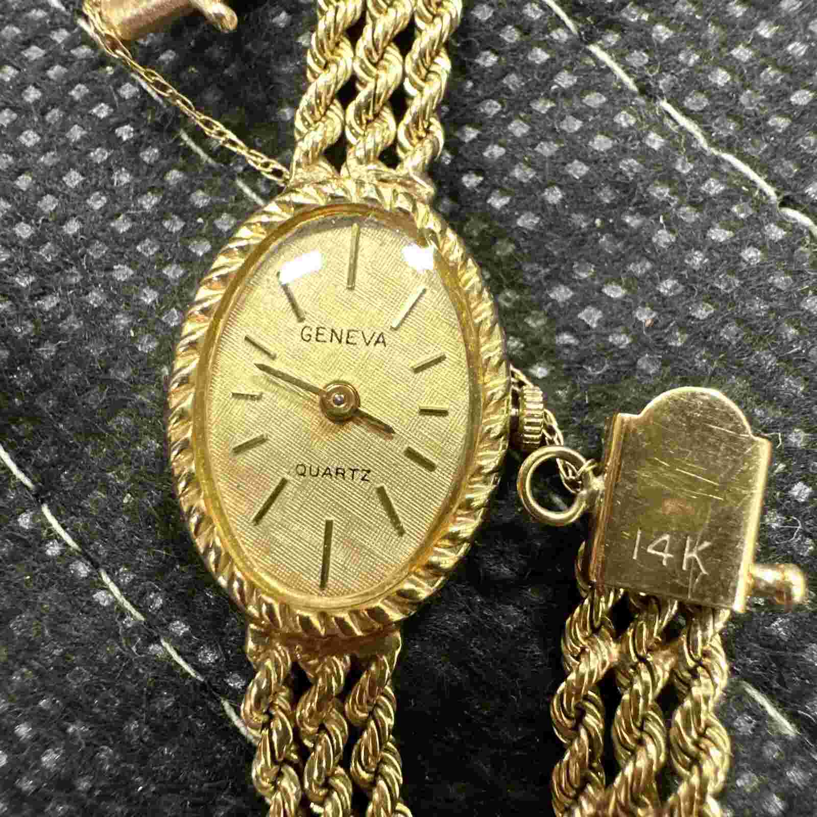 14 KT gold ladies Geneva  vintage watch, Great Condition