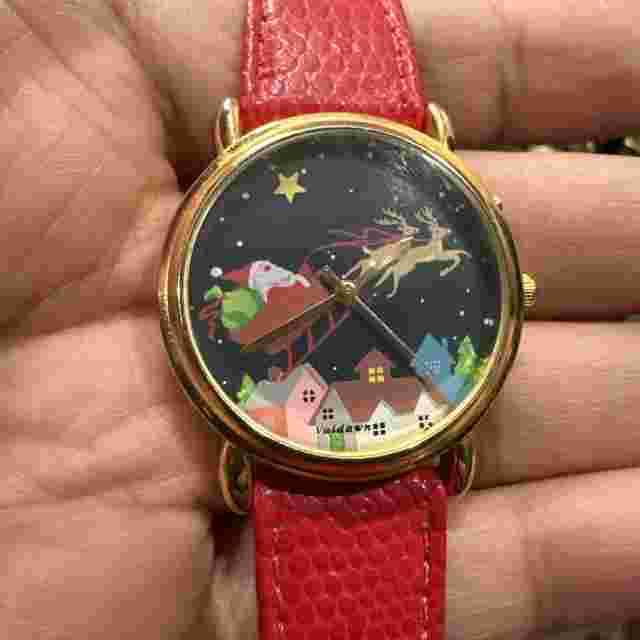 Vintage Valdawn Christmas Watch 33mm Gold Tone Red Leather Band Works - No Music