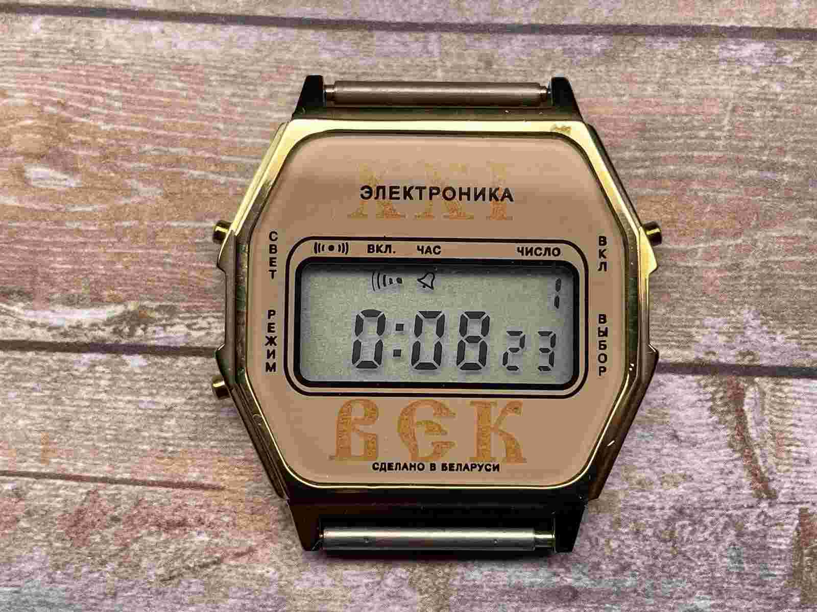 Vintage  Elektronika 52 watch digital  men 's 90s