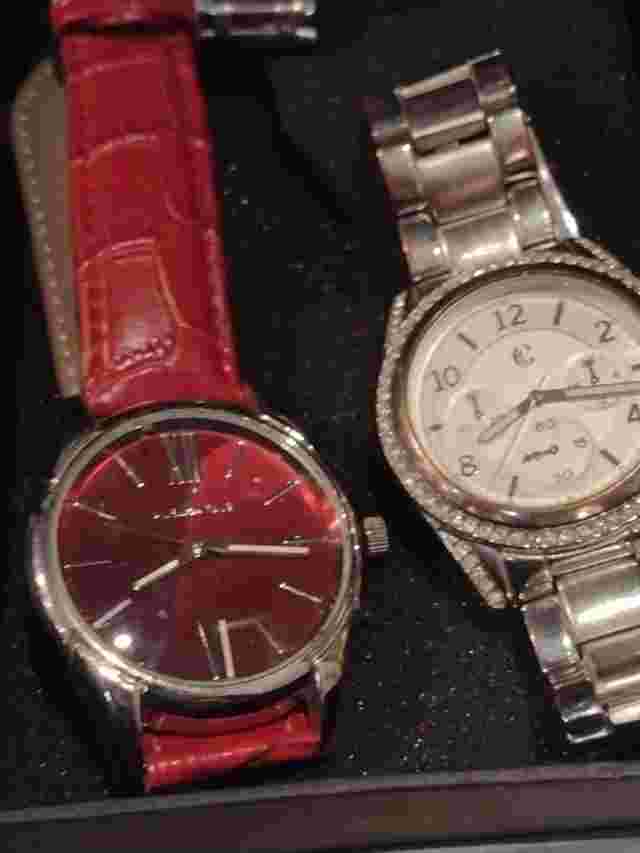 Vintage Men Chronograph Wrist Watch plus DeAndre Hopkins sport cards