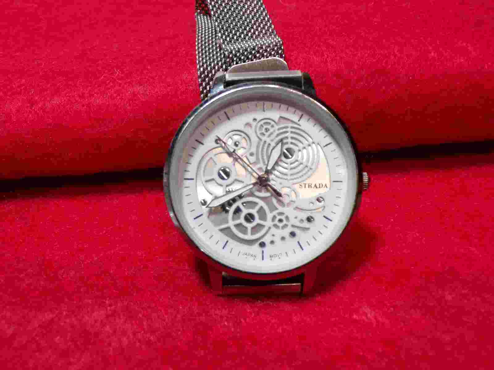 Womens Strada White Dial Watch. Runs Well & Accurate