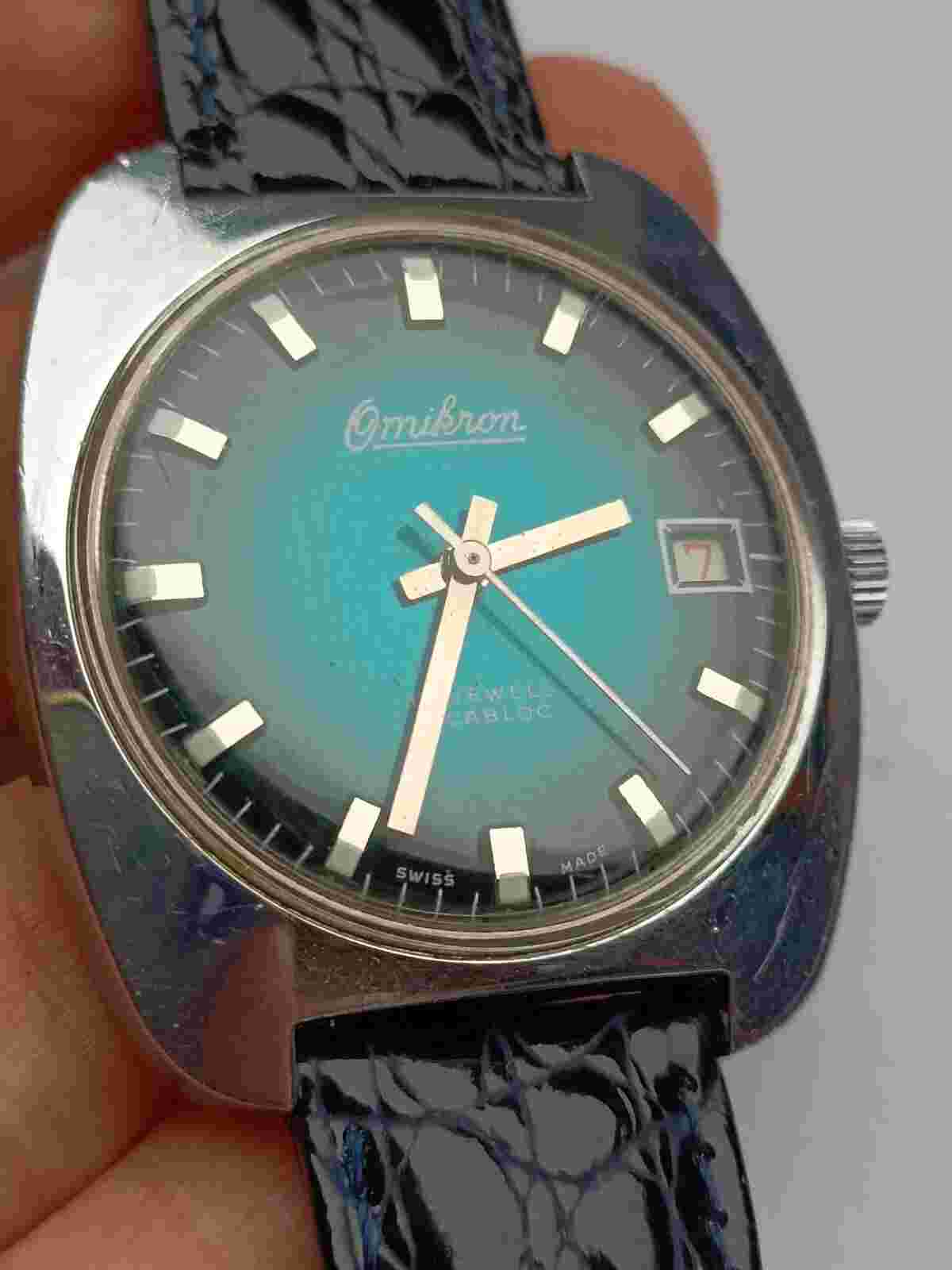 Rare Vintage OMIKRON 17 Jewels Incabloc ST 96-4 Very nice