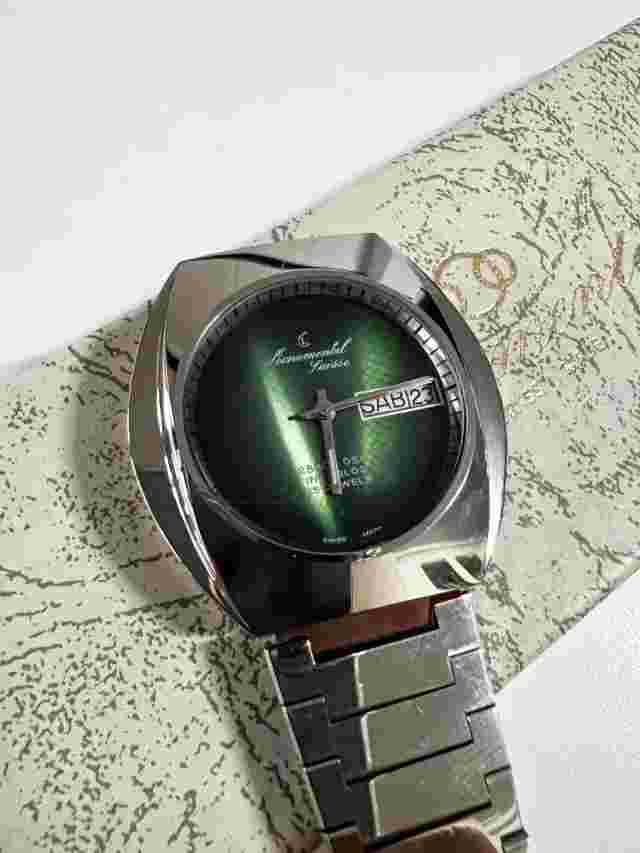 MONUMENTAL - Mechanic 25 Jewels 28800 OSC Incabloc 70-80s - NOS - Swiss Made