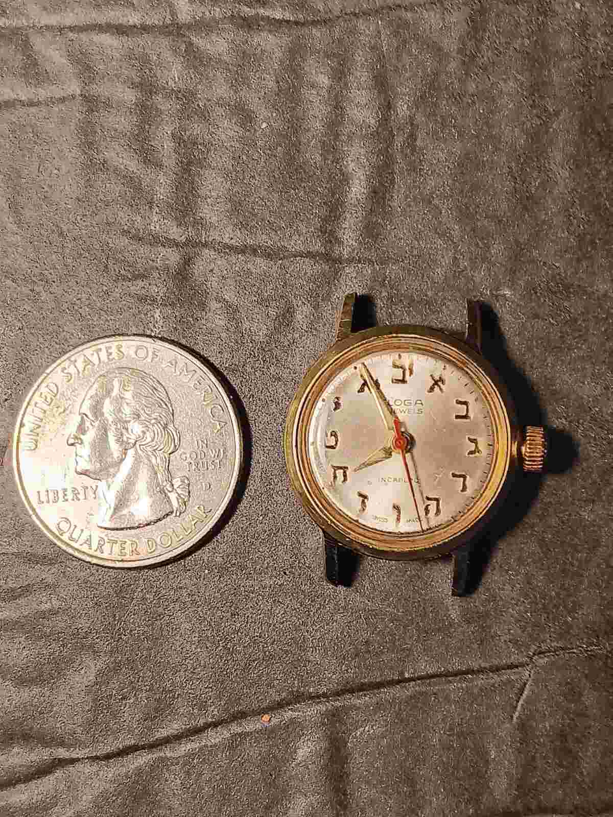 RARE HEBREW ISRAEL WOMAN / GIRL'S WATCH SMALL ELOGA 17 JEWELS 8000 INCABLOC