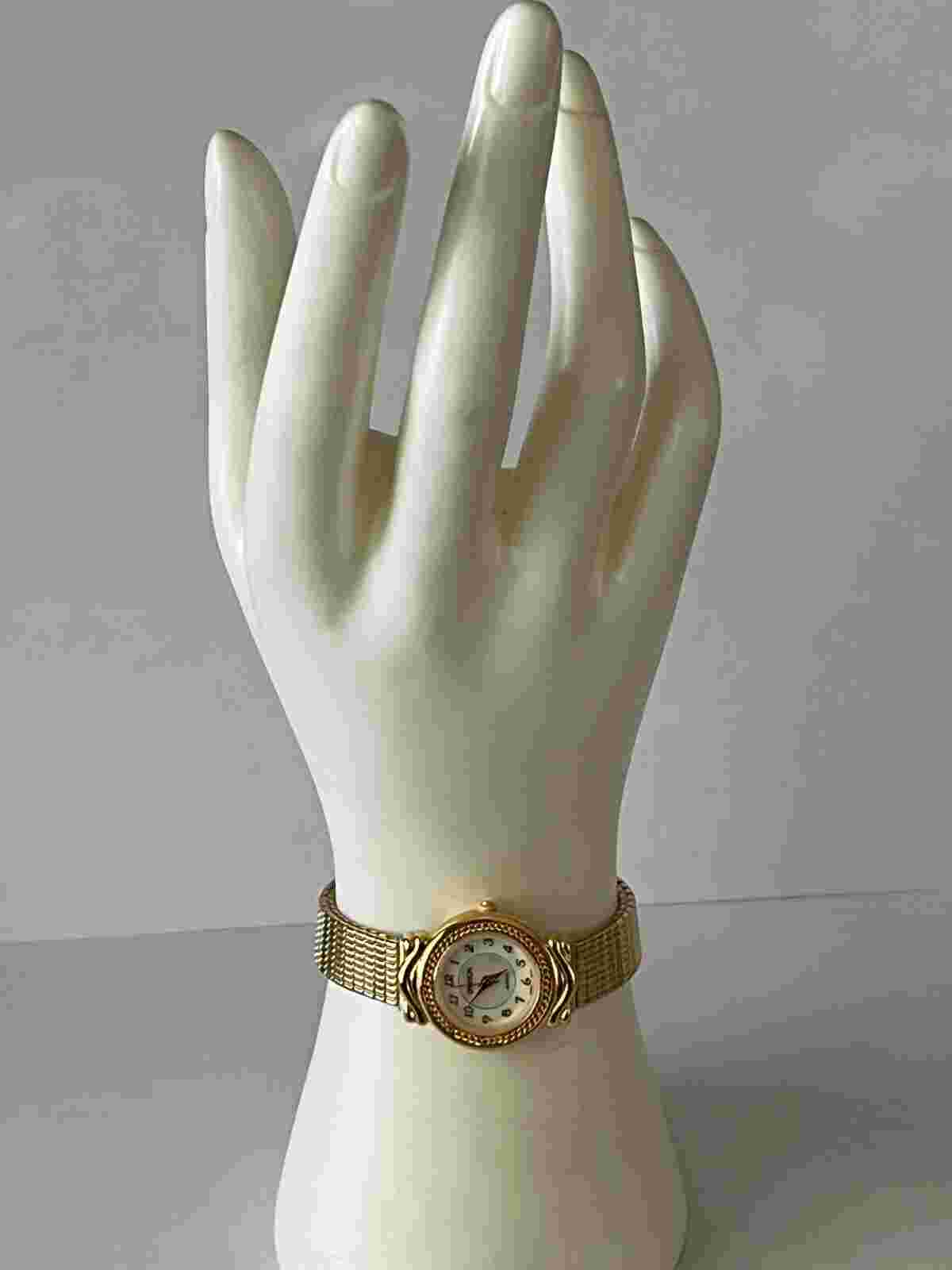 Ladies SASSON Gold  Tone Metal /Mother Pearl Accent, Battery Needed