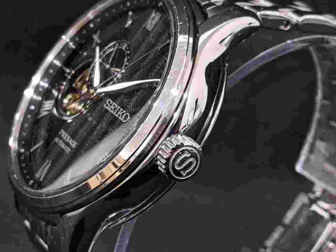 Seiko Presage 4R39-00W0 Automatic Winding