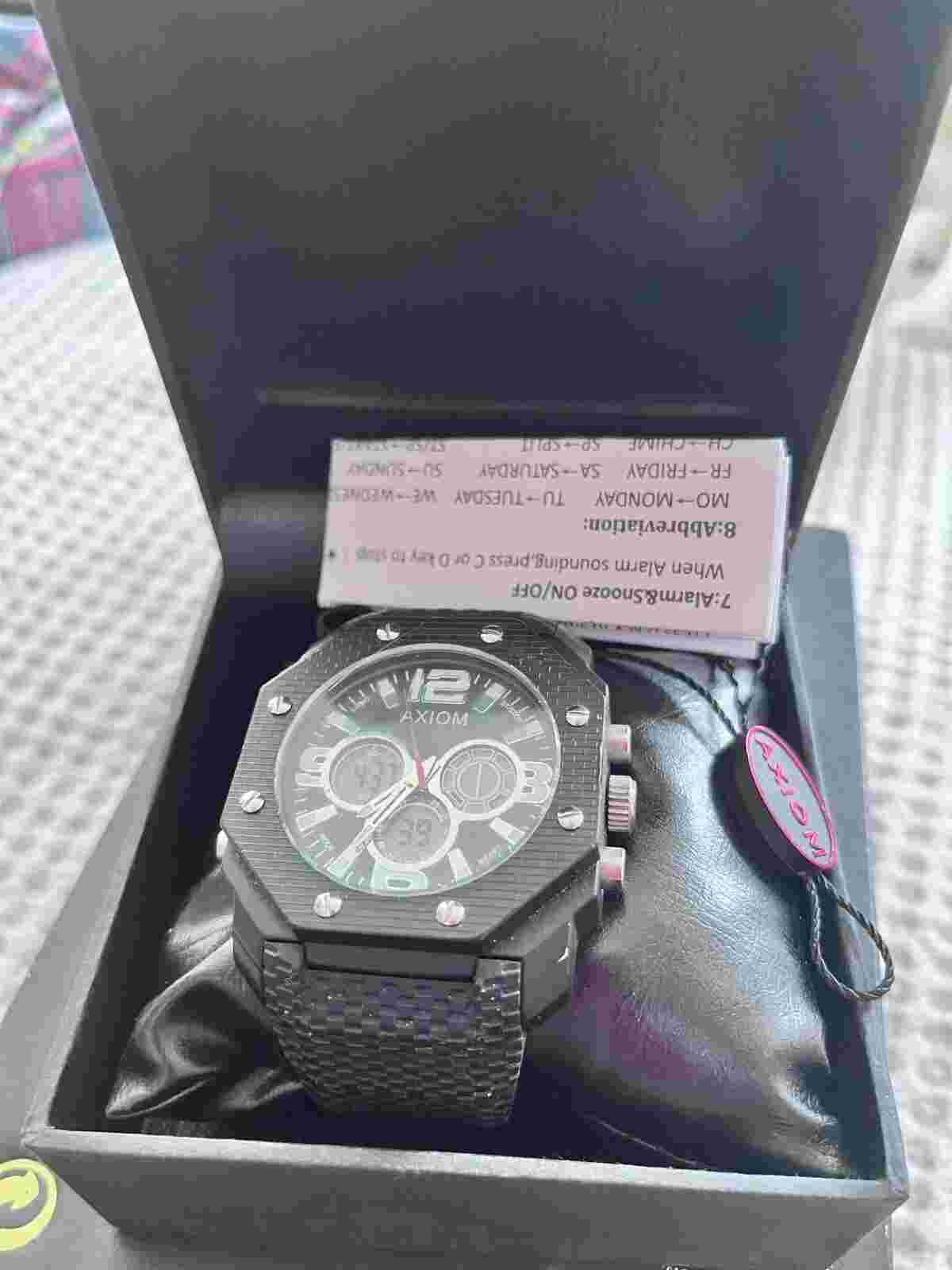 AXIOM Citizens Diver Watch black 50 M Water Resistant NIB