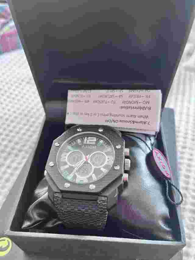 AXIOM Citizens Diver Watch black 50 M Water Resistant NIB