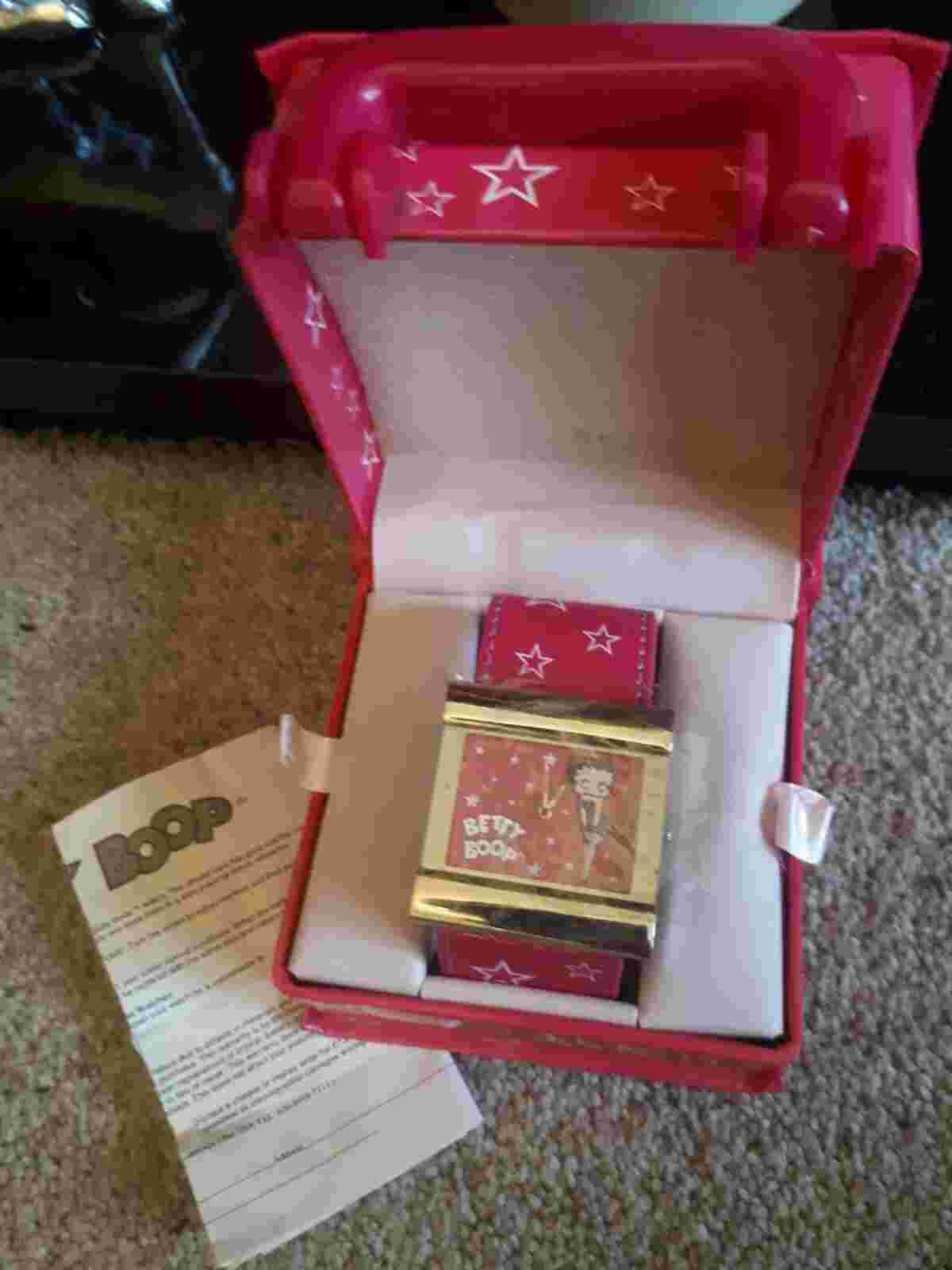 BRAND NEW Betty Boop Pink Character Square Watch In Carry Case Y2k 00s Retro