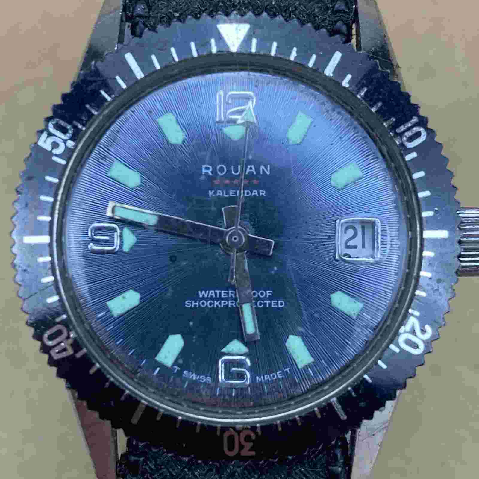 Rouan Kalendar Black Face 1970s Stainless Steel Wristwatch