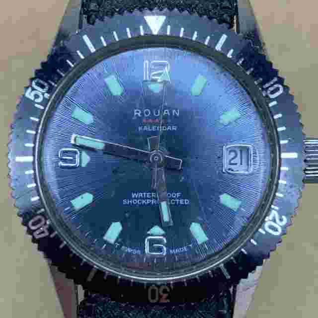 Rouan Kalendar Black Face 1970s Stainless Steel Wristwatch