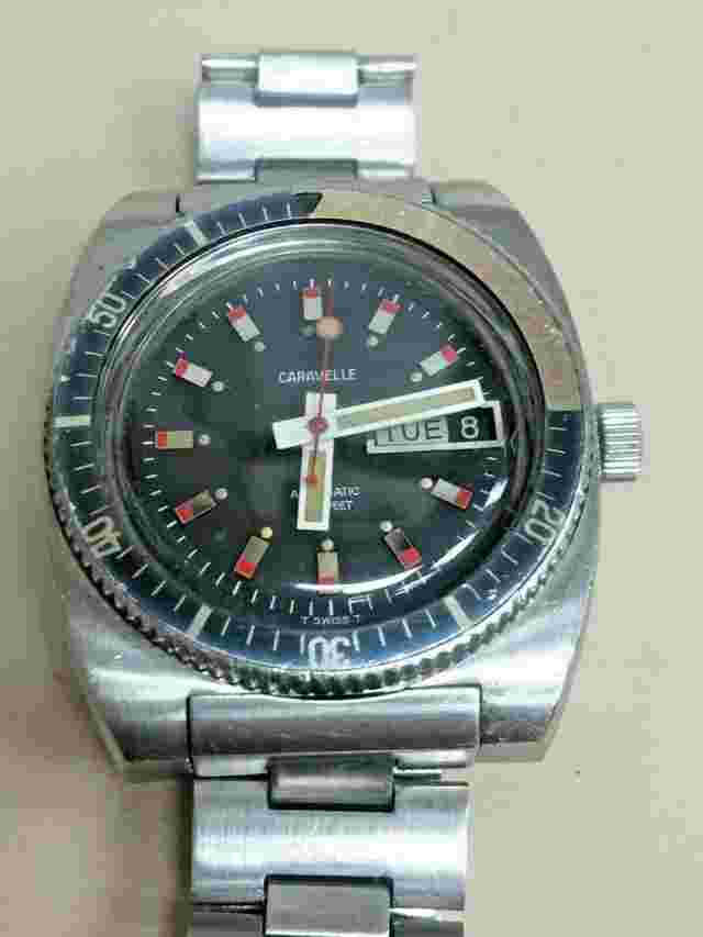 STAINLESS STEEL MEN'S CARAVELLE 666 DIVER DAY/ DATE  AUTOMATIC  SWISS WATCH