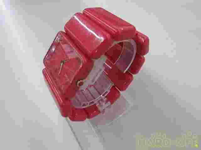 NIXON Quartz Women's Watch Color Pink Analog Polycarbonate Band From Japan