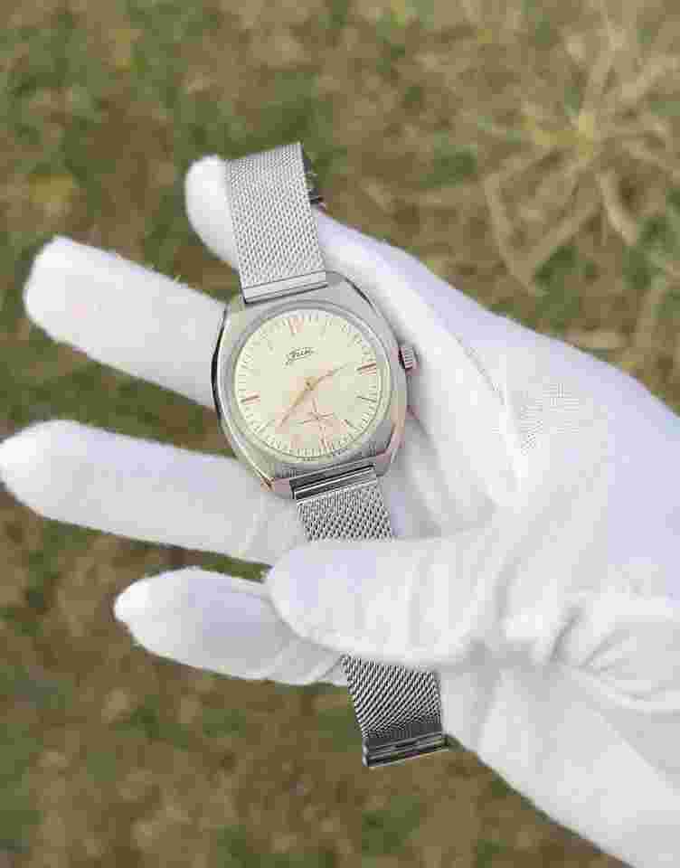 Vintage Wristwatch Zim Soviet USSR Retro Mechanical Wrist Watch Excellent 1980s