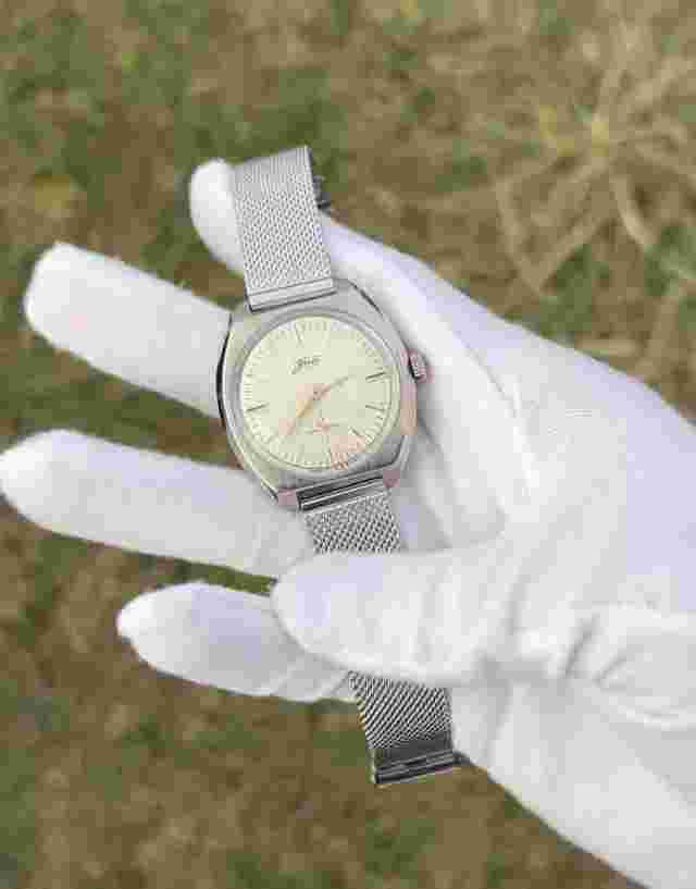 Vintage Wristwatch Zim Soviet USSR Retro Mechanical Wrist Watch Excellent 1980s