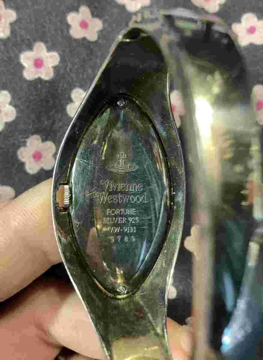 Vivienne Westwood SV925 Bangle Wrist Watch