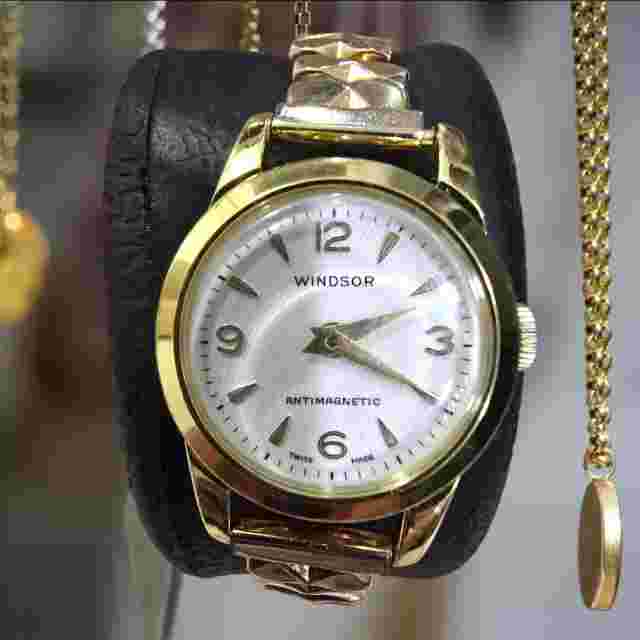 WINDSOR SWISS MADE VINTAGE NOS SELF WINDING WOMENS WATCH, NWT