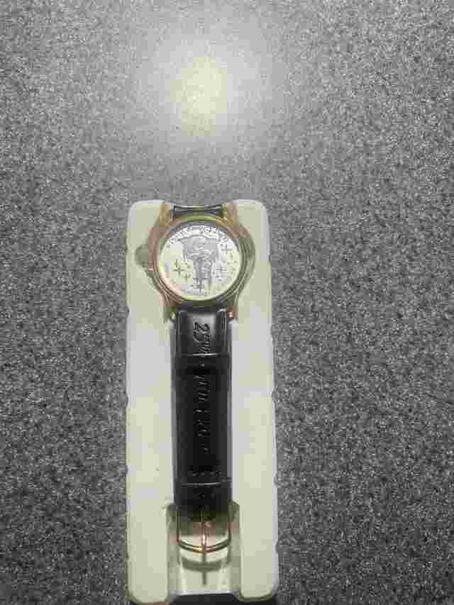 RARE WALT DISNEY 25 YEARS MENS WATCH EASTMAN KODAK 1997. NEW