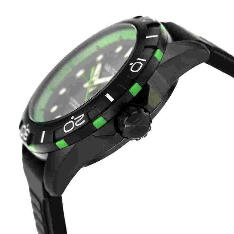 Nautica NAPNRS402 Men's Quartz Watch Black Dial Rubber Strap