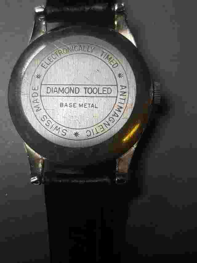 Vintage Windsor Mens 34mm Mystery Dial Manual Wind BROKEN FOR PARTS OR REPAIR.
