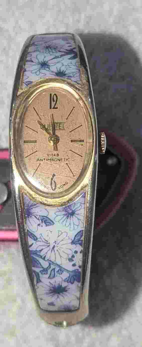 WORKING VINTAGE QUINTEL ANTIMAGNETIC LADIES MECHANICAL WATCH Blue/White CUFF L0