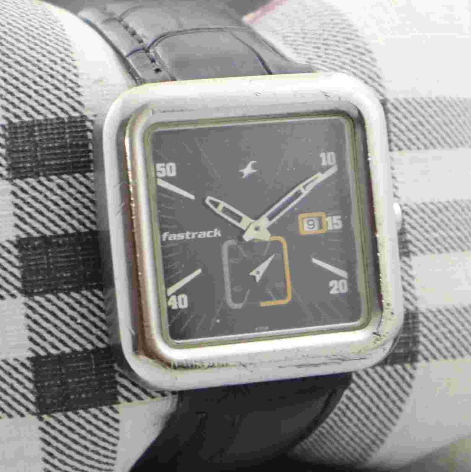 Casual Fastrack Men Sub-Second Black Dial with Date Square Case Quartz Watch
