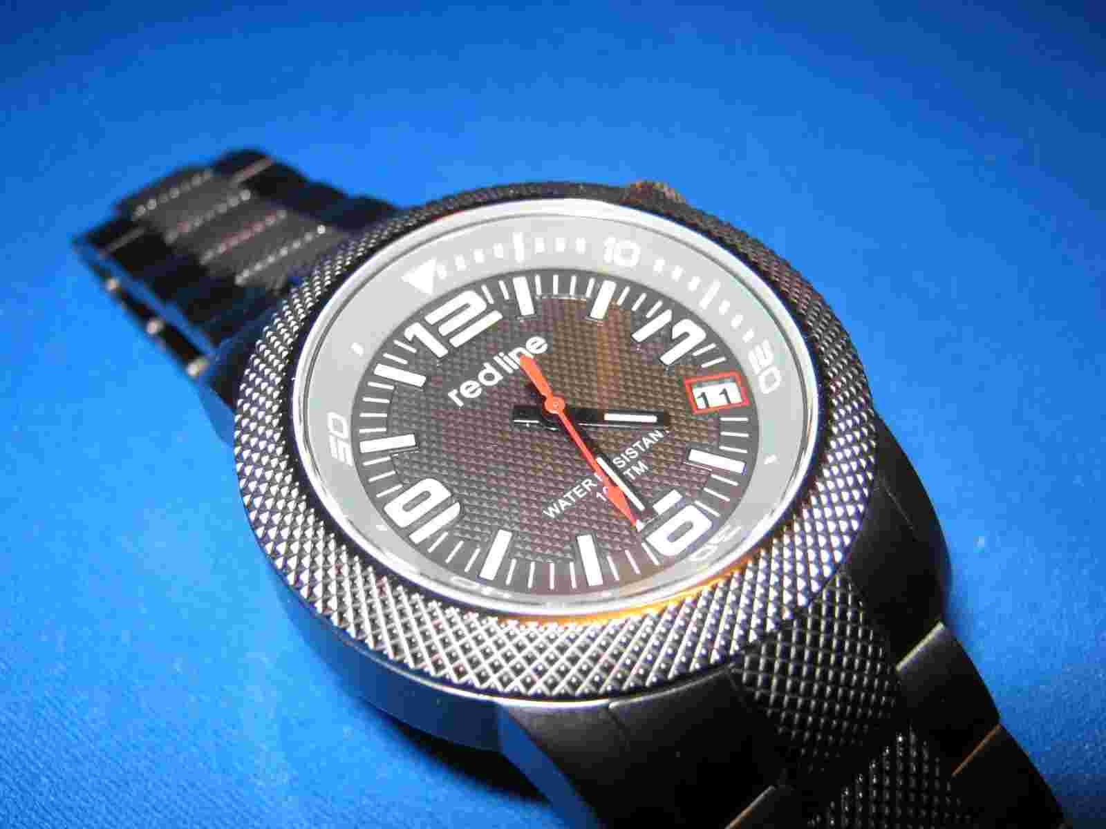 Red Line 50043 Wristwatch ***Needs Winding Crown***