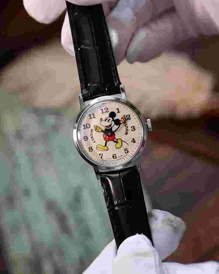 Vintage Mickey Mouse Watch Bradley Disney 1972 Swiss-Made 34mm Fat Boy