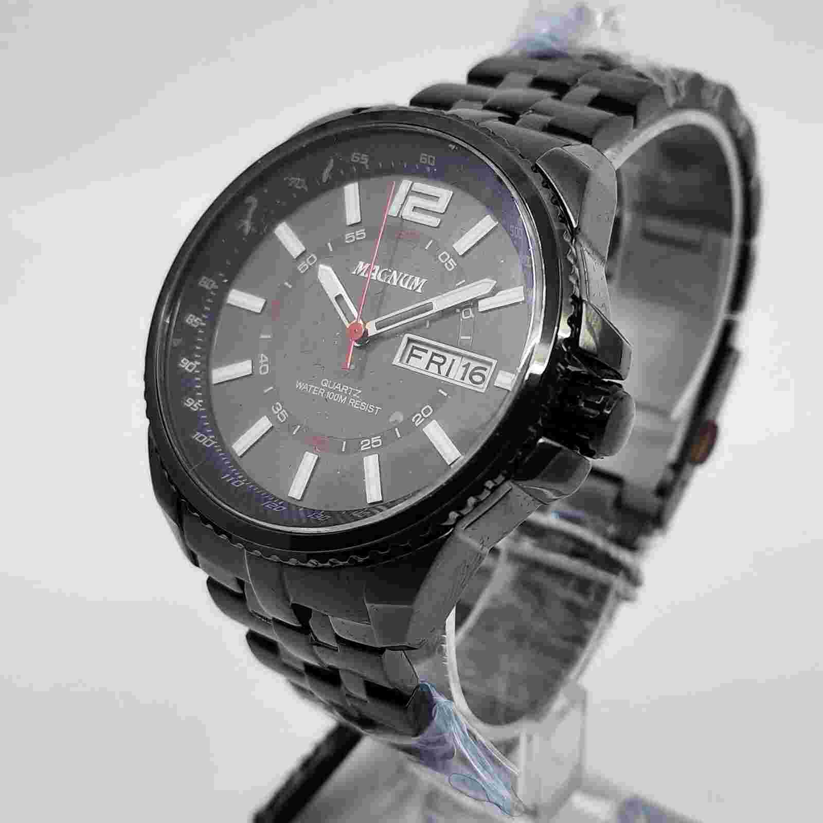 NEW Mens Magnum MA32238C Quartz Day Date Black Gray Watch