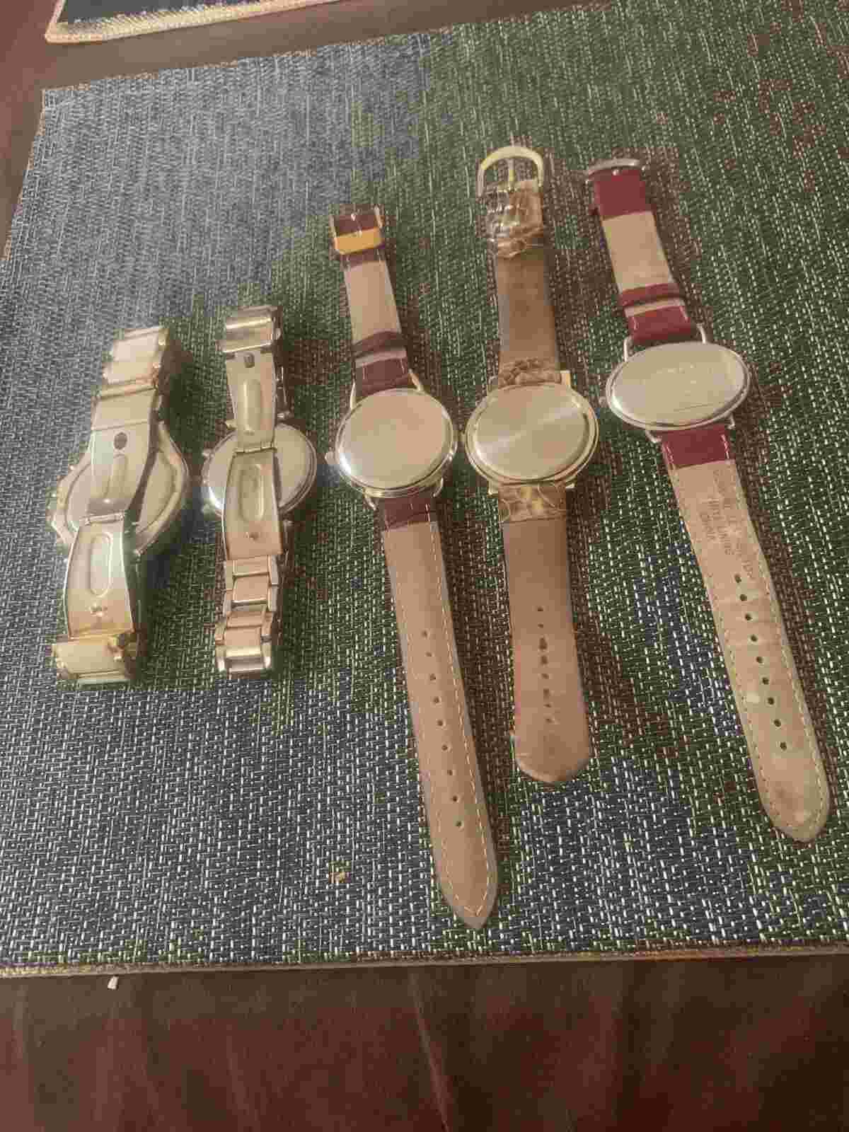 SET OF 5 WOMENS WATCHES VARSALES,ADRIENNE VITTADINI,C,STUDIO,VEGAS NEW BATTERY