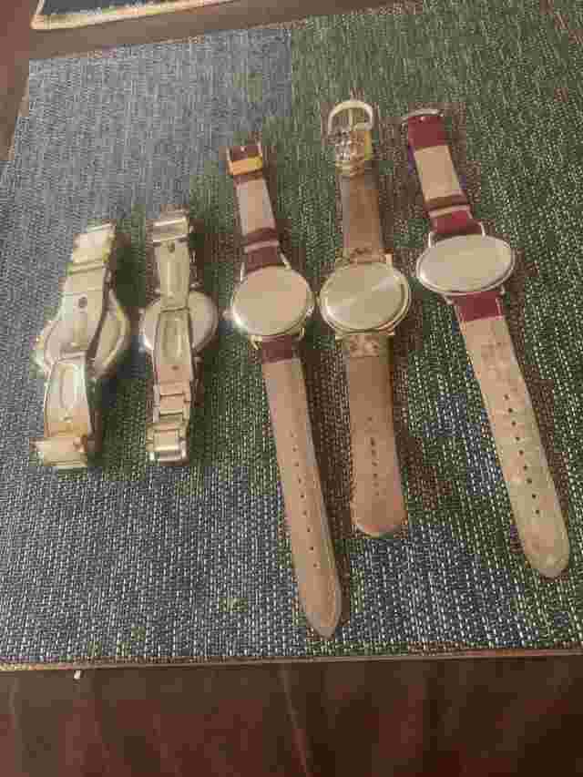 SET OF 5 WOMENS WATCHES VARSALES,ADRIENNE VITTADINI,C,STUDIO,VEGAS NEW BATTERY
