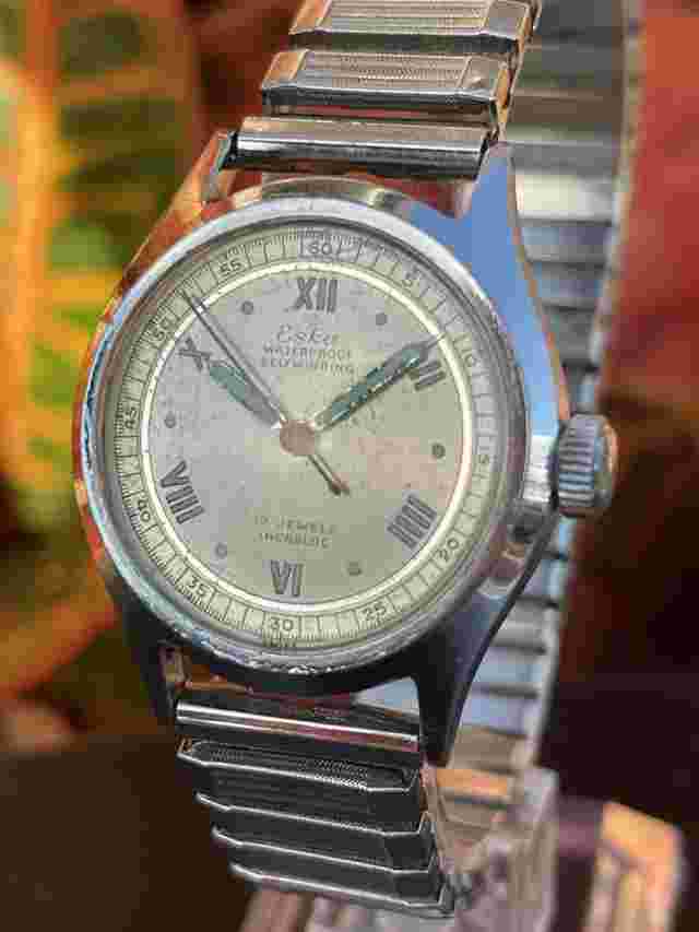 Vintage Eska 17 Jewels Self-Wind Bumper Auto Military Field Watch Estate Sale