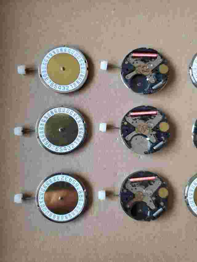 LOT: 12x ETA 450.111 Quartz Movements