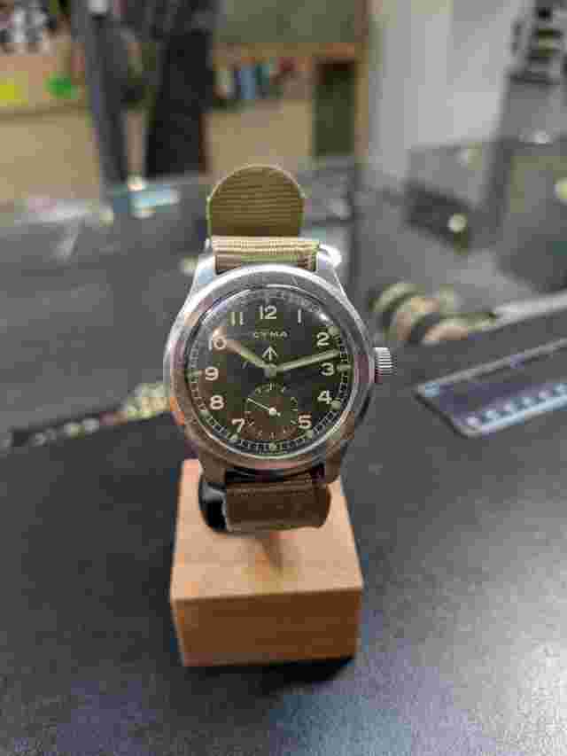 CYMA "Dirty Dozen" Watch WWW 40s Military Issue Watch 38mm Swiss Made SERVICED !