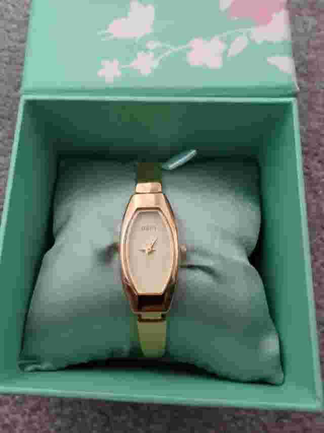 Oasis Ladies Watch *Needs New Battery*