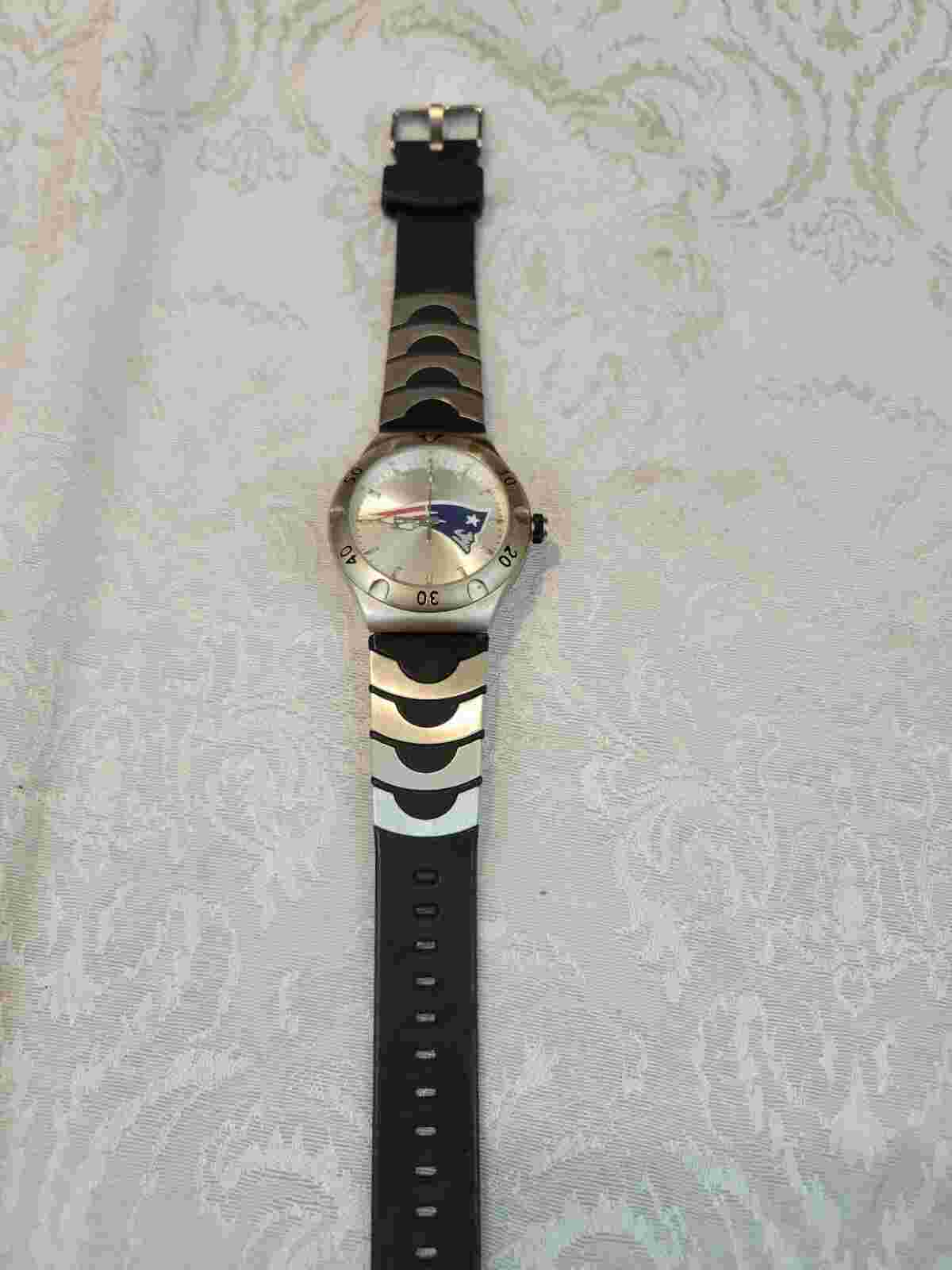 Game Time New England Patriots Football Wristwatch Men Watch F3010181/GT Quartz