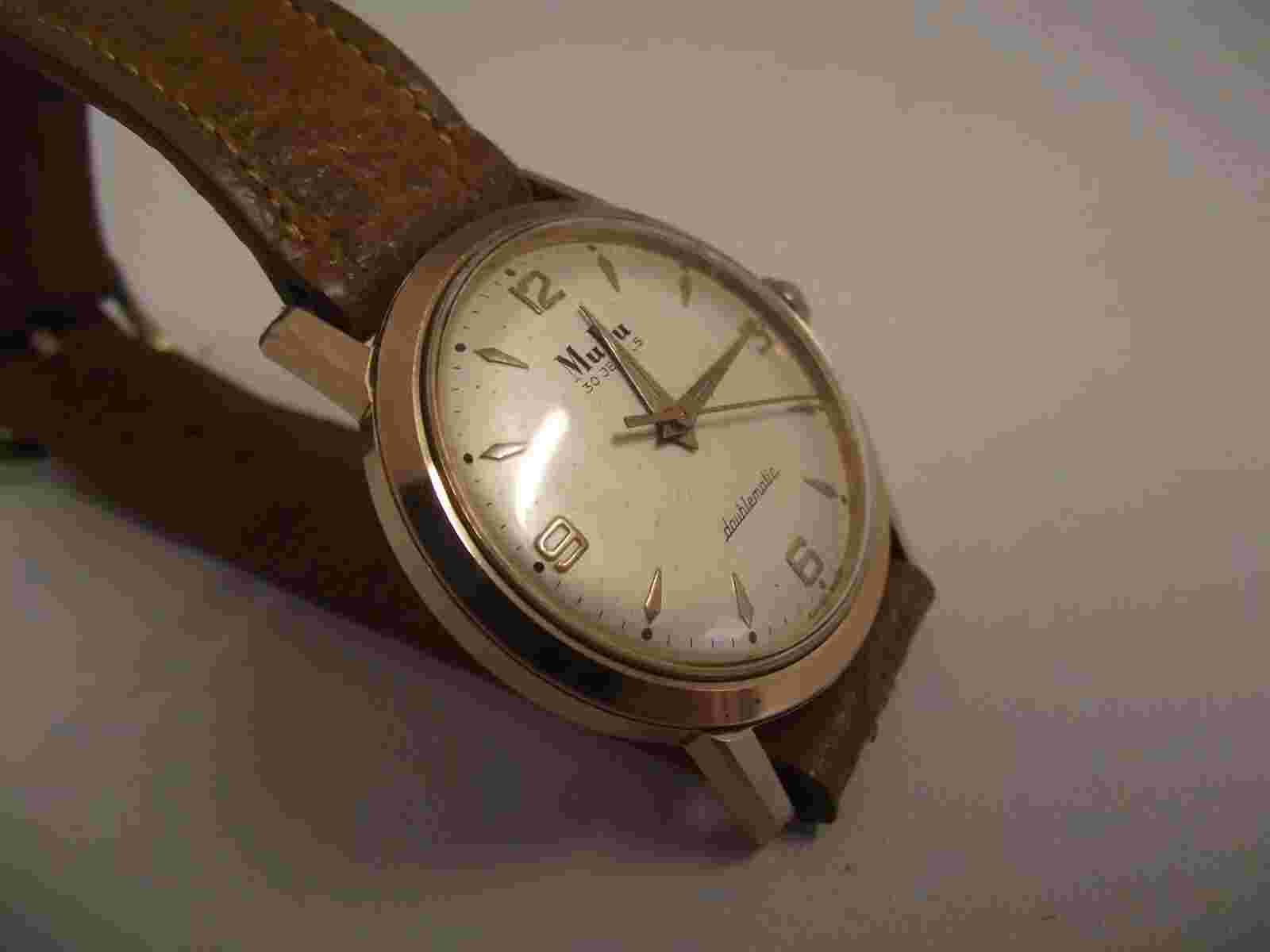 VINTAGE MUDU DOUBLEMATIC AUTO GENTS WATCH 30j.