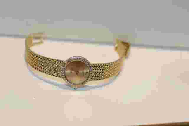 18k Tiffany Baume & Mercier  Wristwatch w/Aftemarket  Diamond Dial Quartz (Runs)