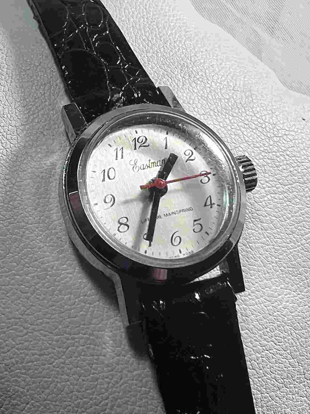 Eastman, vintage manual Winding ladies, dust Proof, water Resistant,24mm,B/leath