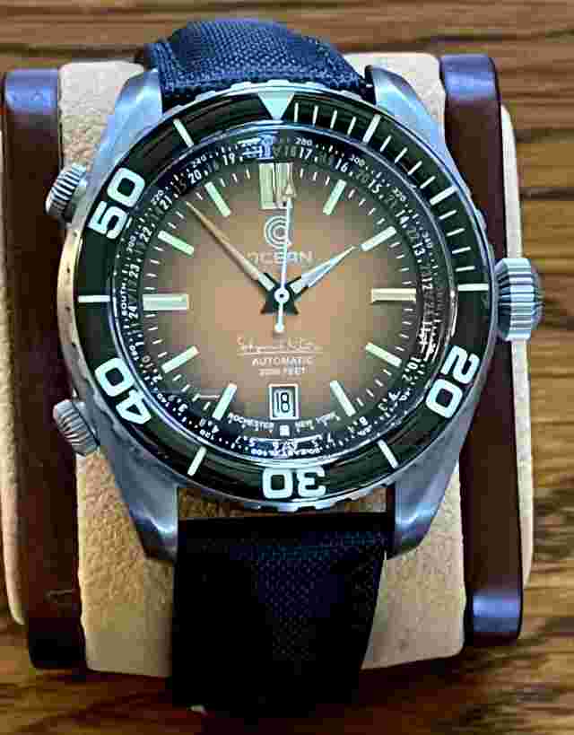 Ocean Crawler Ocean Navigator 45 (Shipwreck Hunter) - Orange (looks brown)