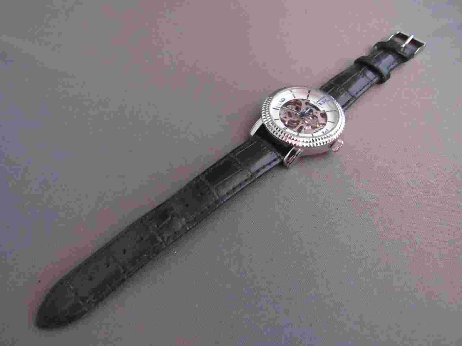 AKRIBOS XXIV AUTOMATIC BLACK LEATHER MENS WRISTWATCH WORKING