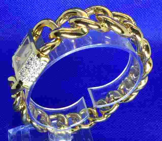 THE FRANKLIN MINT Women’s Gold Tone Swiss Movement 26 mm Wide 18 mm Long