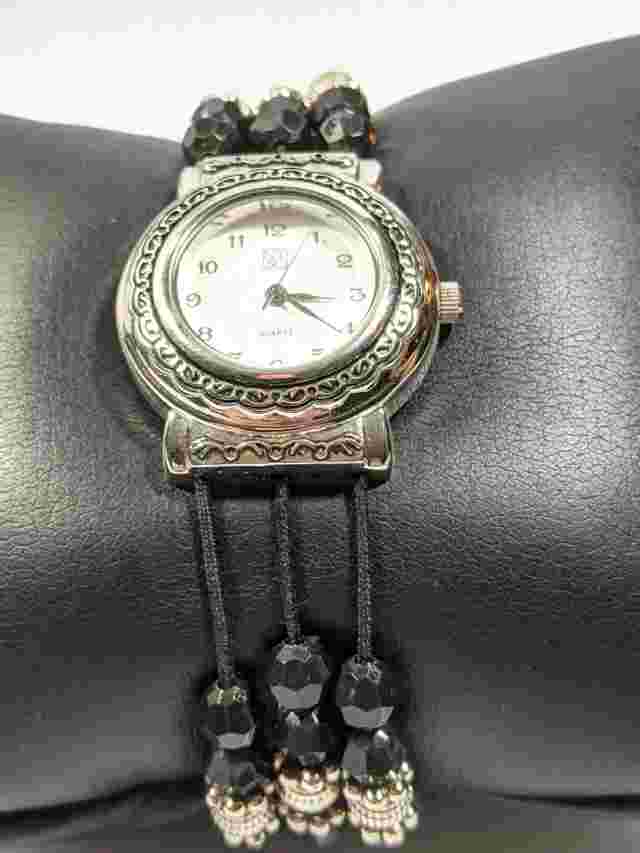 NY&C Silver Tone Black Acrylic Bead Vintage Style sStretch Bracelet Watch
