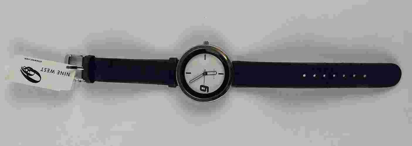 Nine West Y121E Women's 42mm White and Gold Metal Watch