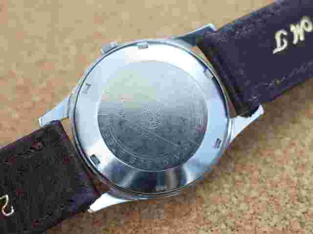 Vintage mens Moeris automatic Felsa w/date steel case screw back very rare model